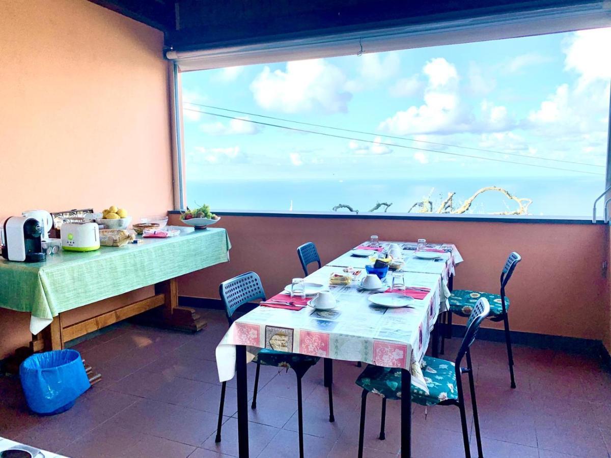 Il Gabbiano Di Pieve Acomodação com café da manhã Pieve Ligure Exterior foto