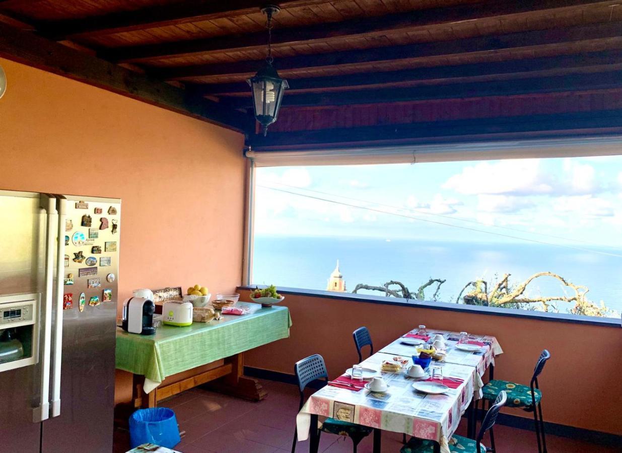 Il Gabbiano Di Pieve Acomodação com café da manhã Pieve Ligure Exterior foto