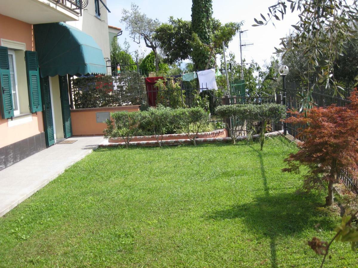 Il Gabbiano Di Pieve Acomodação com café da manhã Pieve Ligure Exterior foto